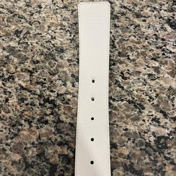 Men's Size 90/36 Louis Vuitton Initials White LV Taiga Leather Belt SPBJB 345082 - Picture 4 of 6